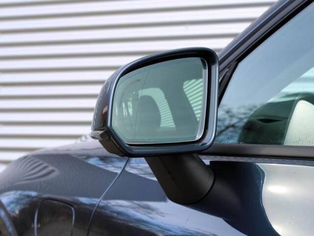 Volvo V60 2.0 T6 Plug-in hybrid AWD Core Business Edition / Automaat / 360* camera / 19" velgen / Harman Kardon audio