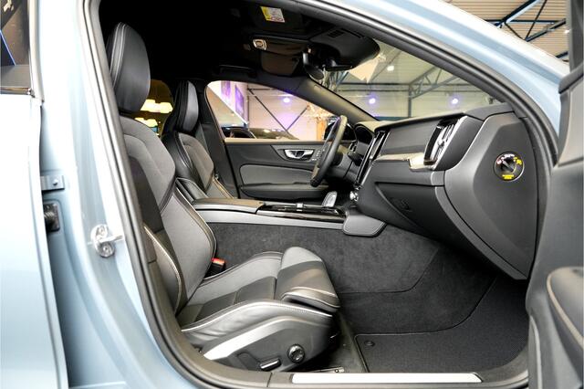 Volvo V60 2.0 T6 AWD Long Range 293kW/399pk Aut8 Recharge R-Design ADAPT.CRUISE + EL.TREKHAAK + SUBWOOFER + DAB+ + LEDER/GAASSTOF + PILOT ASSIST + ADAPT.CRUISE + STOEL-&STUURVERWARMING + CAMERA + PD-GLASS + KEYLESS ENTRY&GO + PARKSENSOREN + 19" LM-VELGEN!!
