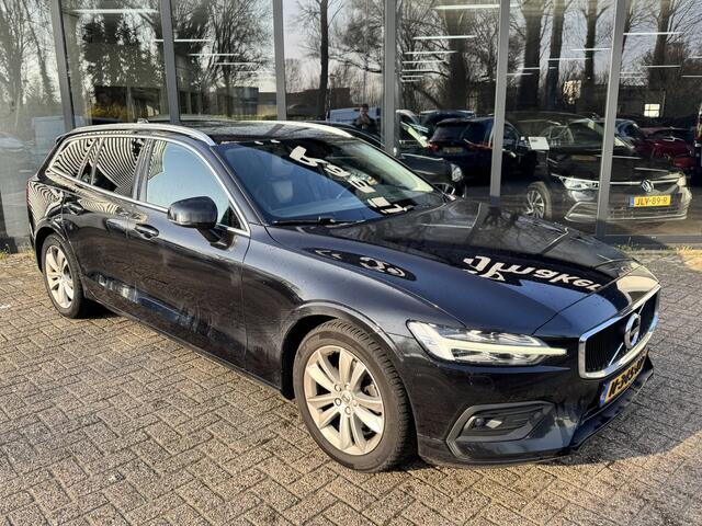 Volvo V60 2.0 D3 Momentum Pro*Navi*Camera*