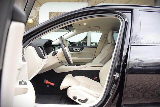 Volvo V60 2.0 T6 Plug-in hybrid AWD Plus Dark |ACC|CAMERA|