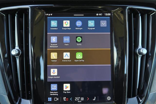 Volvo V60 T6 Recharge AWD Essential Bright - IntelliSafe Assist & Surround - Parkeercamera achter - Verwarmde voorstoelen, stuur & achterbank - Parkeersensoren voor & achter - 18' LMV