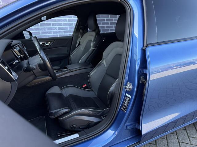 Volvo V60 2.0 T6 Recharge AWD R-Design | Trekhaak | Adaptive Cruise Control | BLIS | Memory Seats | 19" | Stoel & Stuurverwarming | Actieve Bochtverlichting | CarPlay |