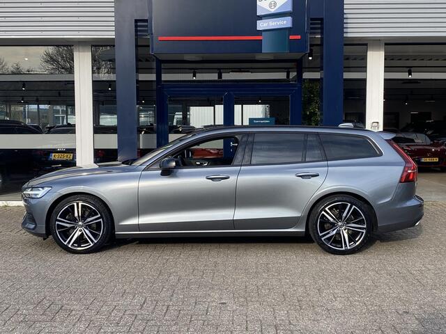 Volvo V60 2.0 B3 Momentum Advantage / Automaat / NL-Auto / Vol-Leder / Adaptieve Cruise-Control / Stoel-/Stuurverwarming / Climate-Control / Standkachel / Keyless / LED / Apple-Carplay & Android-Auto / DAB Radio-Bluetooth / Navi / PDC V+A met Camera / 19'' LMV / EN