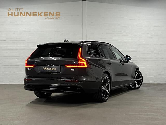 Volvo V60 2.0 T8 Plug-in hybrid AWD Ultimate Dark Trekhaak | Adapt. cruise | Massage | Open dak | 360 camera | Stoelventilatie | Stuur-/stoelverwarming