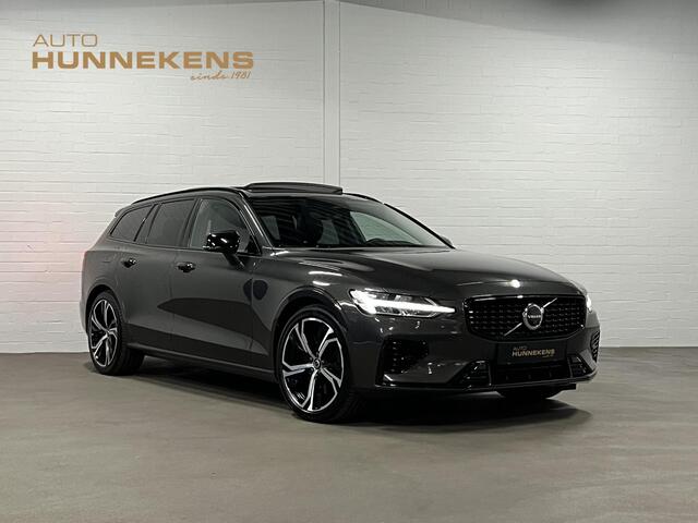 Volvo V60 2.0 T8 Plug-in hybrid AWD Ultimate Dark Trekhaak | Adapt. cruise | Massage | Open dak | 360 camera | Stoelventilatie | Stuur-/stoelverwarming