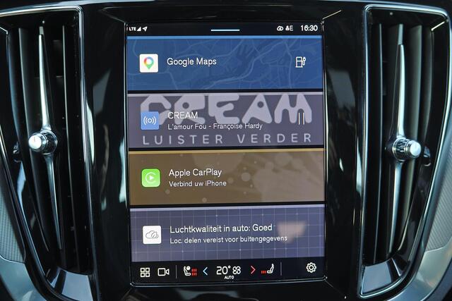 Volvo V60 T6 Recharge AWD Plus Dark - IntelliSafe Assist & Surround - 360º Camera - Harman/Kardon audio - Verwarmde voorstoelen, stuur & achterbank - Parkeersensoren voor & achter - Elektr. bedienb. voorstoelen met geheugen - Elektr. inklapbare trekhaak - 18' LMV