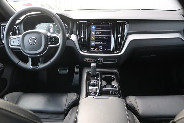 Volvo V60 2.0 T6 Recharge 340PK AWD R-Design Elektr.-trekhaak/Pano-dak/Winter-pack/Memory-stoel