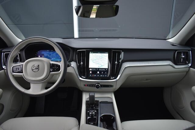 Volvo V60 2.0 B4 Inscription Achterruitrijcamera | Adaptieve Cruise Control | BLIS | Lichte lederen bekleding | Google