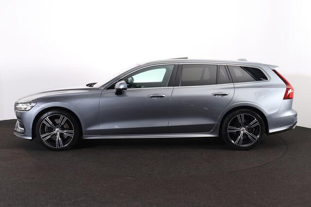 Volvo V60 T5 Inscription - Panorama/schuifdak - IntelliSafe Assist & Surround - 360º Camera - Verwarmde voorstoelen, stuur & achterbank - Parkeersensoren voor & achter - Elektr. bedienb. bestuurdersstoel met geheugen - Head up display - Extra getint glas - 19' LMV
