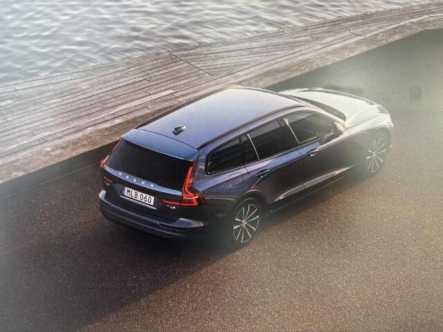Volvo V60 2.0 T6 Plug-in hybrid AWD Essential Edition