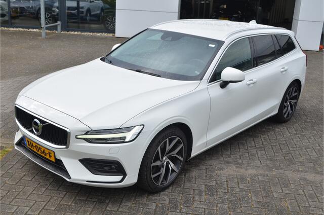 Volvo V60 2.0 T5 250pk Momentum Trekhaak 1800kg wegklapb | Drive modus | Carplay | 18'' LMV | Bordenherkenning | Bochtverlichting | Getint glas