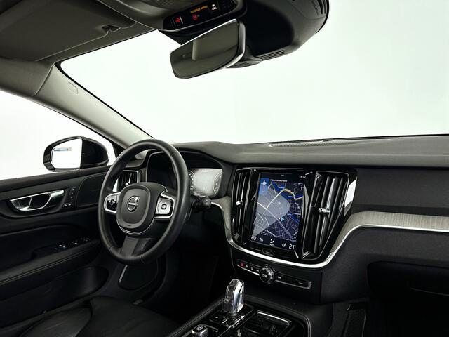 Volvo V60 T8 Twin Engine AWD Inscription | Panoramadak | Park-Assist | Harman Kardon | Stoel- en Stuurverwarming | Trekhaak