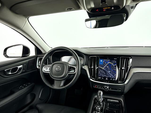 Volvo V60 T8 Twin Engine AWD Inscription | Panoramadak | Park-Assist | Harman Kardon | Stoel- en Stuurverwarming | Trekhaak