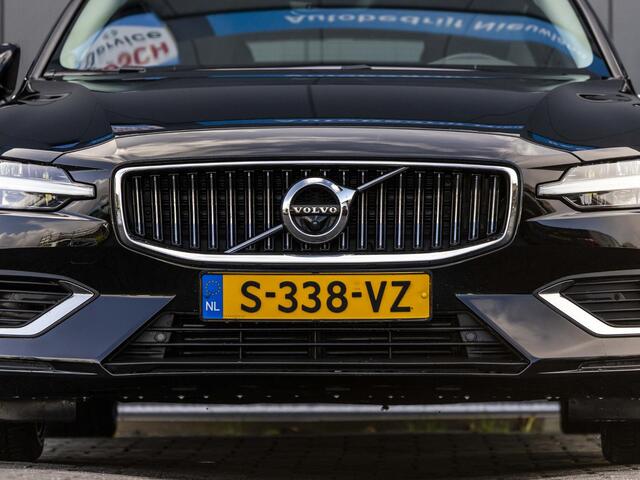 Volvo V60 2.0 T6 Recharge AWD R-Design pano head-up leder.