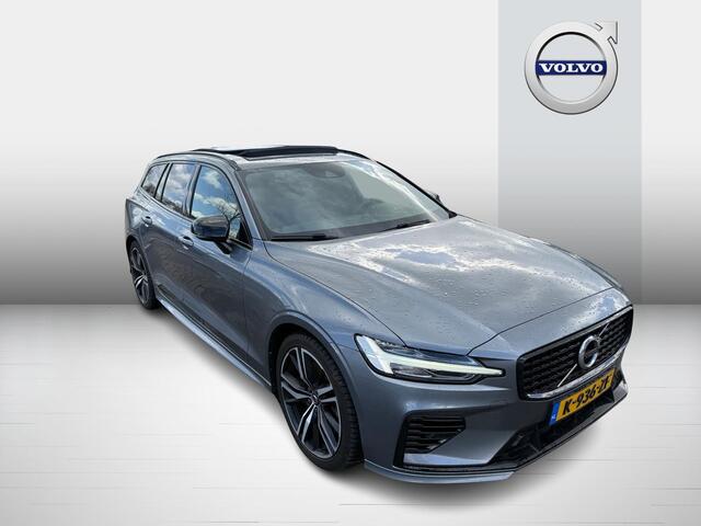 Volvo V60 2.0 T6 Recharge AWD R-Design | Plug-in Hybrid (PHEV) | Trekhaak | Panoramadak | Bowers Wilkins Audio | Stoelverwarming | Achteruitrijcamera | Parkeersensoren | Keyless Entry | Navigatie | Apple Carplay | Android Auto
