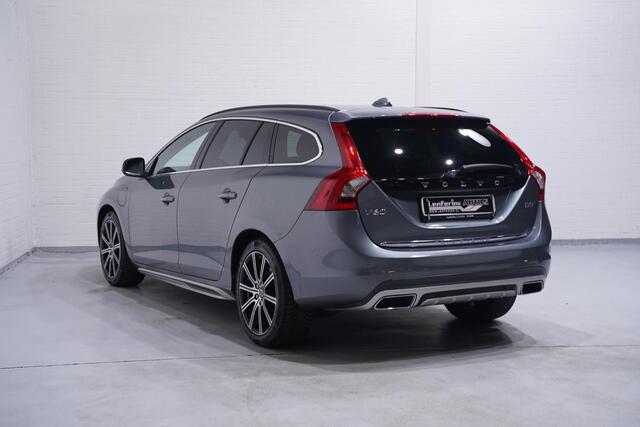 Volvo V60 2.4 D5 Twin Engine AWD navigatie lederen bekleding lane-assist stoelverwarming private-glas 18"lmv xenon cruise-controlle bliss botswaarschuwing