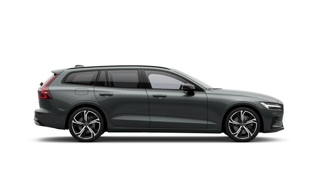 Volvo V60 2.0 T6 Plug-in hybrid AWD Ultra Dark | Sportstoelen | Schuif-/Kanteldak | Full-LED | Adaptieve Cruise Control | Head-Up Display | Stoelverwarming Voor en Achter | 19" | Getint Glas | Harman Kardon Audio | BLIS |