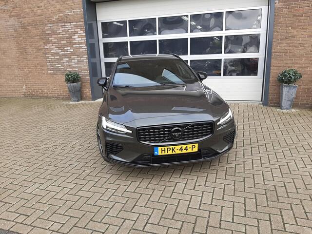 Volvo V60 2.0 T8 Twin Engine AWD R-Design Black Line!