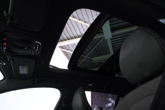 Volvo V60 2.0 T8 Recharge AWD R-Design / Panoramadak / Leder / Carplay / HK / Head-up / Navi