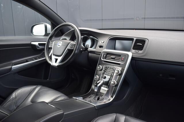 Volvo V60 2.0 T4 190pk Automaat R-Design Business Sport Bi-Xenon | Zwart Leder | Schuif/Kanteldak | Full Map Navi | Standkachel | Dealer Onderhouden!!