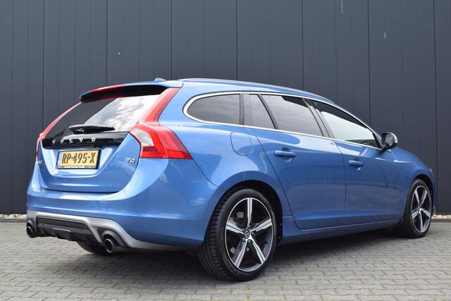 Volvo V60 2.0 T4 190pk Automaat R-Design Business Sport Bi-Xenon | Zwart Leder | Schuif/Kanteldak | Full Map Navi | Standkachel | Dealer Onderhouden!!