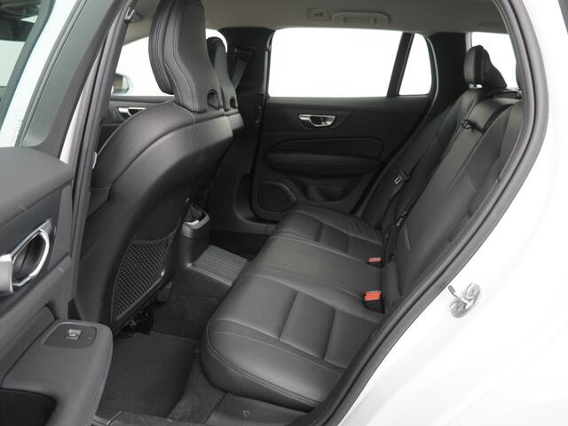 Volvo V60 2.0 T6 Plug-in hybrid AWD 350 pk Essential Bright | Leder | Camera | Google Navi | Adapt. cruise | 2.000KG trekgew. |