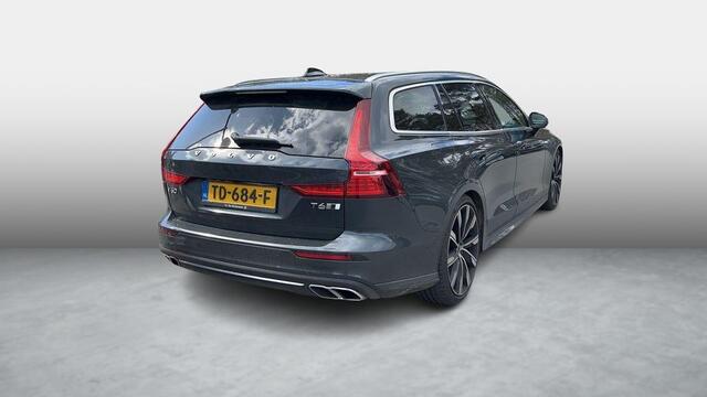 Volvo V60 2.0 T6 AWD Inscription | Polestar Engineered optimalisatie | Bowers & Wilkins audio | Trekhaak | Panoramadak | Lederen bekleding | Stoelverwarming en ventilatie | Stoelmassage | Head-up display | 360 camera | Sportonderstel | Gelamineerde zijruiten | Adap