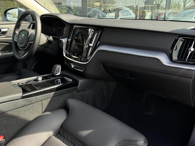 Volvo V60 2.0 T6 Recharge AWD Long Range | Pano | Camera | Pilot Assist |