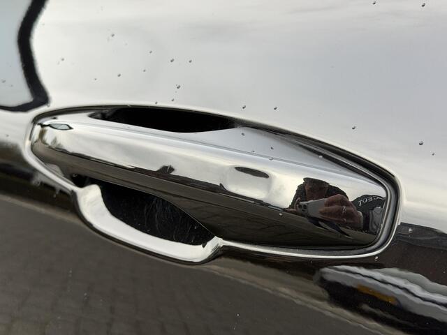 Volvo V60 Inscription 2.0 T4 190PK Automaat Leder, Elektrische Voorstoelen, Keyless, Elektrische Kofferklep, Stoelverwarming, Parkeersensoren