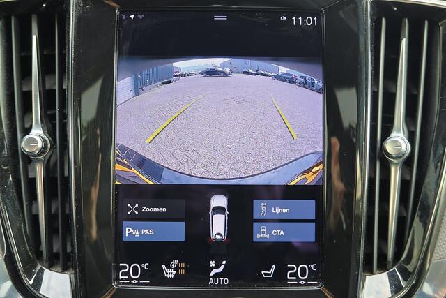 Volvo V60 B3 R-Design - IntelliSafe Assist & Surround - Full-LED Active High Beam koplampen - Harmon Kardon Audio - Parkeercamera achter - Verwarmde voorstoelen, stuur & achterbank - Parkeersensoren voor & achter - Elektr. bedienb. voorstoelen met geheugen - Elektr