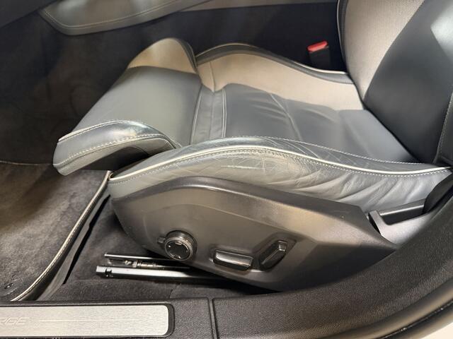 Volvo V60 2.0 T8 Recharge AWD R-Design | Elektr. trekhaak | Camera | Stoel/stuurverwarming | Carplay | Adaptive cruise