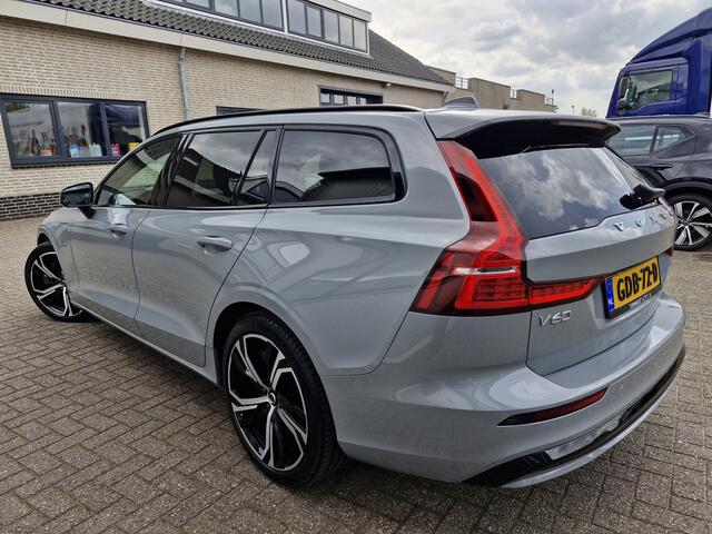 Volvo V60 RECHARGE T6 Plug-in hybrid AWD Plus Dark FULL OPTION