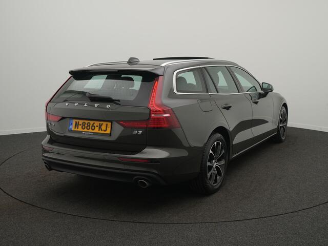 Volvo V60 2.0 B3 Momentum Business - RIJKLAARPRIJS - All Seasonbanden - Achteruitrijcamera - Elektrisch Glazen Schuif-/Kanteldak - Apple Carplay - Android Auto