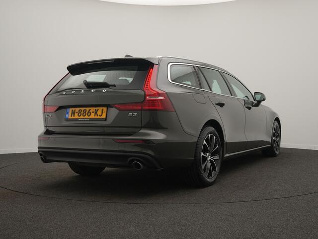 Volvo V60 2.0 B3 Momentum Business - RIJKLAARPRIJS - All Seasonbanden - Achteruitrijcamera - Elektrisch Glazen Schuif-/Kanteldak - Apple Carplay - Android Auto