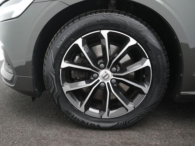 Volvo V60 2.0 B3 Momentum Business - RIJKLAARPRIJS - All Seasonbanden - Achteruitrijcamera - Elektrisch Glazen Schuif-/Kanteldak - Apple Carplay - Android Auto