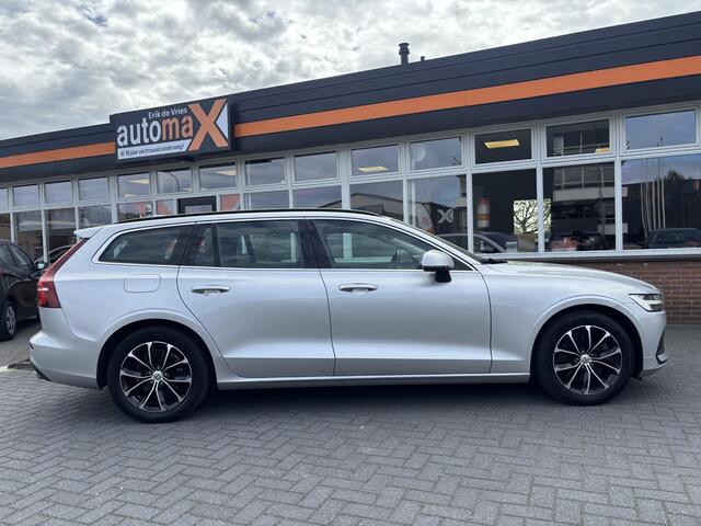 Volvo V60 2.0 B3 Momentum Business |Dealer Onderhouden|164PK|Camera| Trekhaak