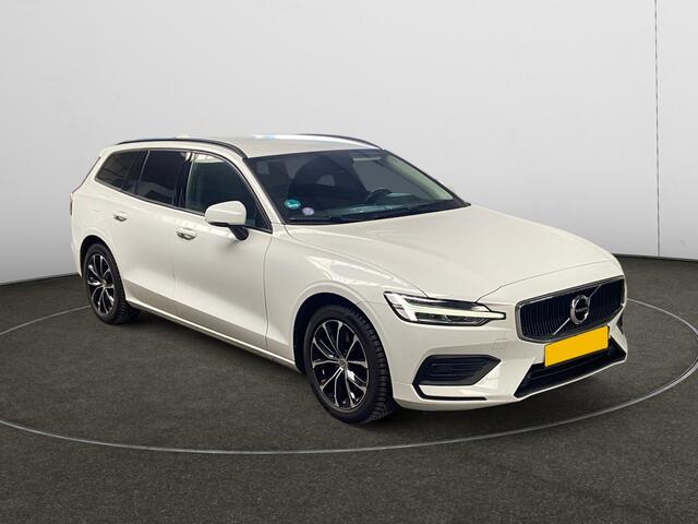 Volvo V60 2.0 B3 Momentum Advantage Carplay, Android Auto, Trekhaak, Virtual cockpit, Privacy Glass