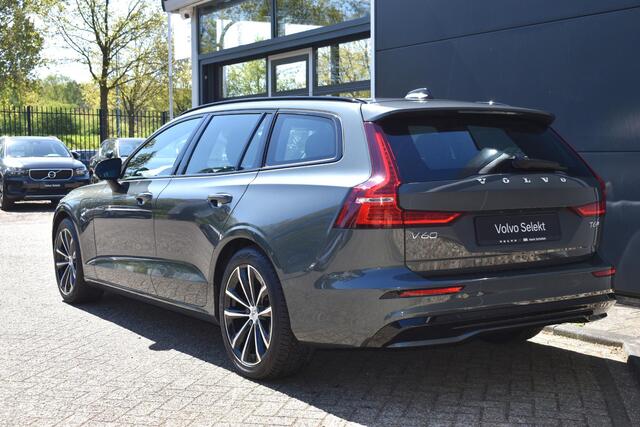 Volvo V60 T6 Plug-in hybrid AWD Plus Dark | Verwarmbare voorstoelen + stuurwiel | Premium Sound by Harman Kardon | 360 graden Camera | Trekhaak | Google Navigatie | Elektrisch verstelbare voorstoelen + Memory | All Season banden | Verwarmbare voorruit |