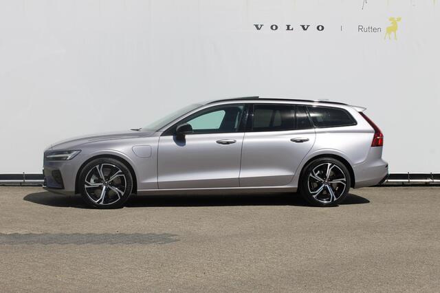 Volvo V60 T6 350PK Automaat Plug-in hybrid AWD Ultra Dark Adaptieve Cruise Control / Head-up display / Panoramisch schuif-kanteldak / Harman Kardon Audio / Blis / Google infotainment
