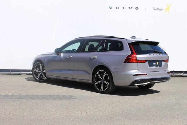 Volvo V60 T6 350PK Automaat Plug-in hybrid AWD Ultra Dark Adaptieve Cruise Control / Head-up display / Panoramisch schuif-kanteldak / Harman Kardon Audio / Blis / Google infotainment