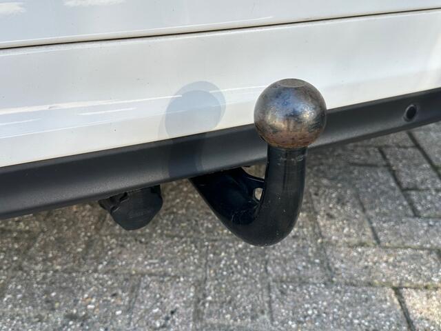 Volvo V60 1.5 T3 Polar+ Automaat Navi Trekhaak