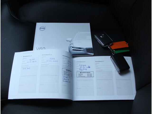 Volvo V60 2.0 T4 Inscription CARPLAY | CRUISE | CAMERA | ELECSTOEL | LMV19 | LEDER | STOELVERW | CLIMATE | LED