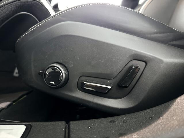 Volvo V60 T6 Plug-in hybrid AWD Plus Dark | SOH 100% | 360° camera | Harman Kardon | Stoel- en Stuurverwarming | Trekhaak