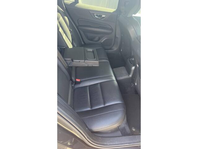 Volvo V60 T6 Twin Engine AWD Momentum Pro