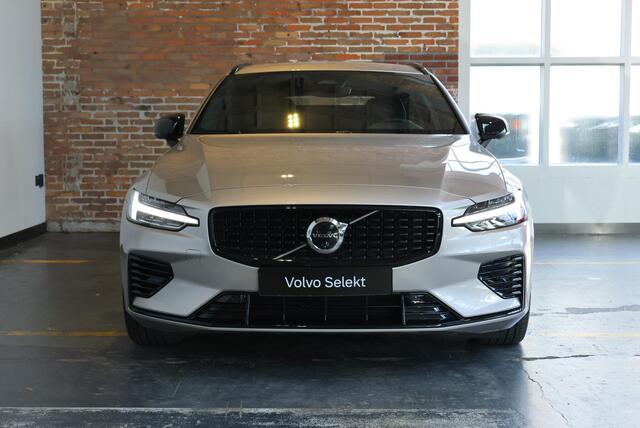 Volvo V60 2.0 T6 Plug-in hybrid AWD Plus Dark | Elektrische wegklapbare trekhaak | Adaptive Cruise Control | 360° Parkeercamera | Stoelverwarming | Stuurwielverwarming | Harman Kardon Premium Audio | Google infotainment | Longe Range