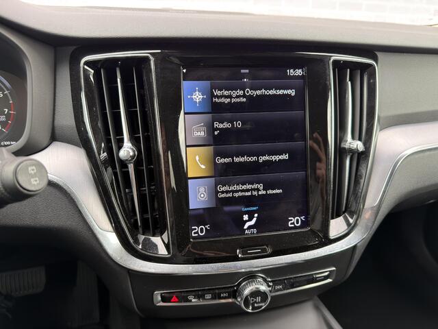 Volvo V60 2.0 B3 Momentum Business | Adaptieve Cruise Control | Parkeercamera | Harman Kardon Audio | Apple CarPlay & Android Auto | Donker Getint Glas | 18" Lichtmetalen Velgen |