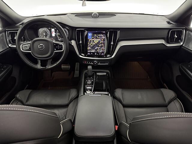 Volvo V60 T8 AWD Polestar Engineered 405PK | Pano | Memory | HuD | B&W | Sfeer | Virtual | 360° | Carplay | Trekhaak