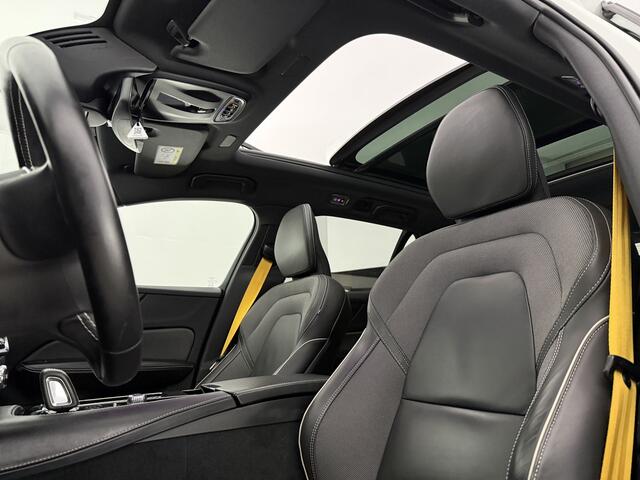 Volvo V60 T8 AWD Polestar Engineered 405PK | Pano | Memory | HuD | B&W | Sfeer | Virtual | 360° | Carplay | Trekhaak