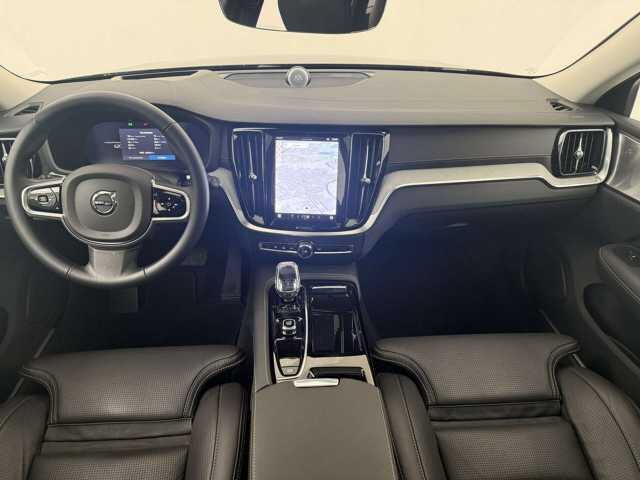 Volvo V60 2.0 T8 Plug-in hybrid AWD Ultra Dark ** FULL OPTIONS, PANO, ACC, MASSAGE, B&W ** 1e EIG - UNFALLFREI ** ** INFORMEER OOK NAAR ONZE AANTREKKELIJKE FINANCIAL-LEASE TARIEVEN **