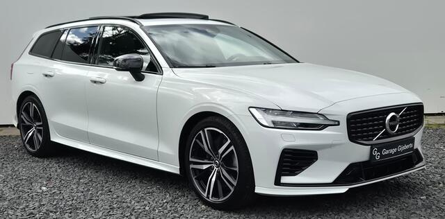 Volvo V60 2.0 T6 Recharge AWD R-Design Head Up - Stoelventilatie voor - Luxe lederen bekleding - Panorama Dak - 2000 KG Trekgewicht - Harman Kardon Sound Systeem - Camera achter - Lighting Pack - Privacy glass - 19 Licht metaal - Elektrisch bedienbare voorstoelen 